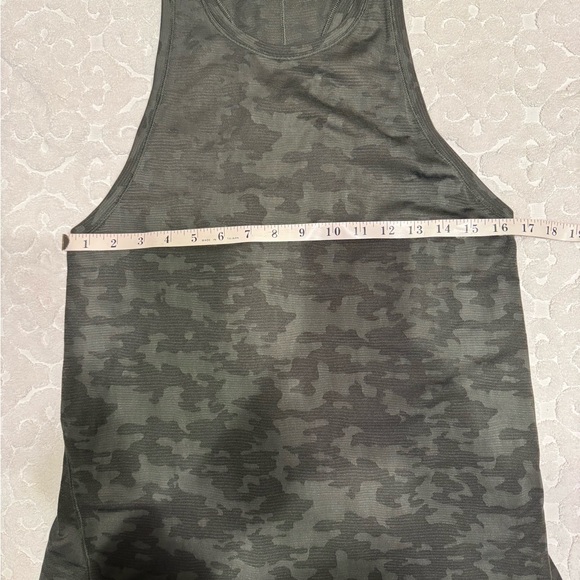 Lululemon Miles Ahead Tank Deep Camo 6 Tie Back - Picture 5 of 8